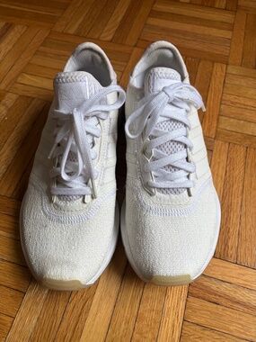 White Adidas size 7.5